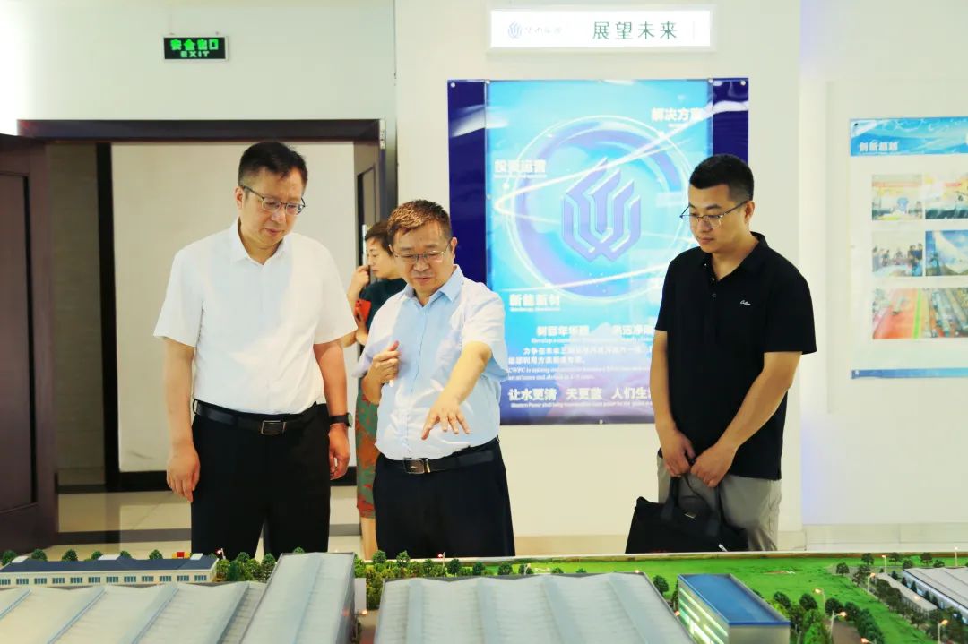 1686879592828447.jpg 17e15a3f8febf980e972dfce0f9d8894.jpg